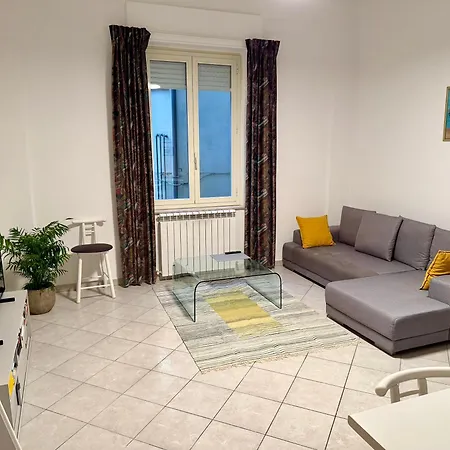 Moderno In Centro Storico Apartamento *